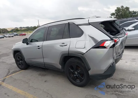 2020 Toyota Rav4 Xle z USA, uszkodzony, nr VIN 2T3P1RFV3LC097537